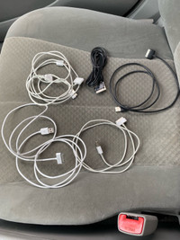 Selling Various charging cables and power blocks