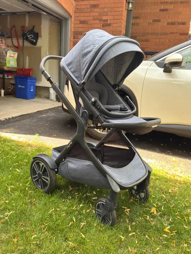 NUNA Baby stroller in Strollers, Carriers & Car Seats in Markham / York Region - Image 3