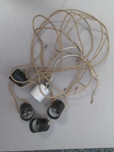 5 pigtail sockets with wires, View more
