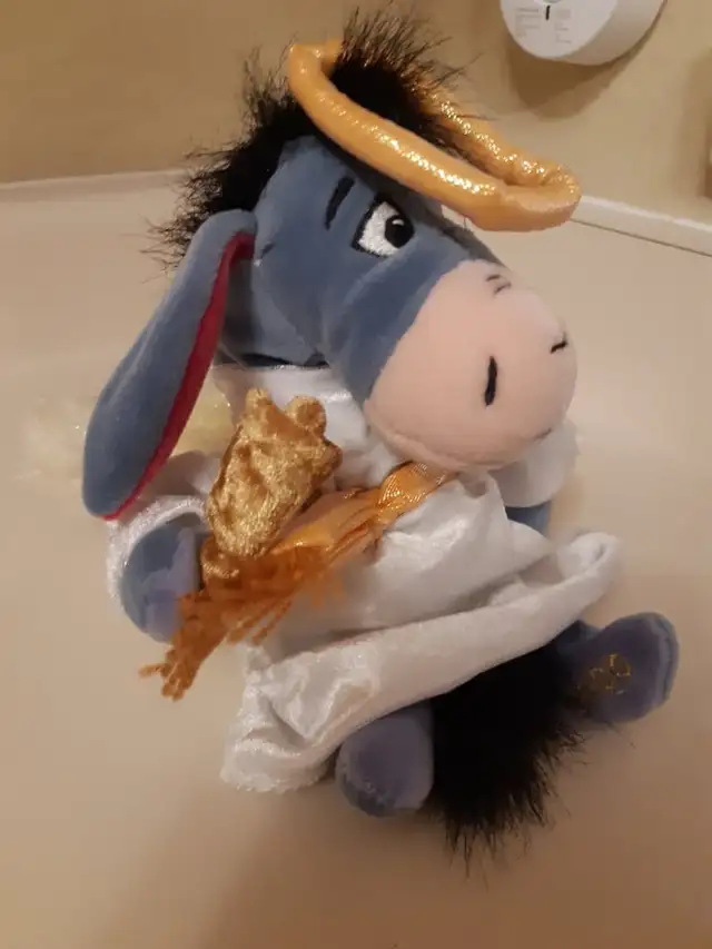 Vintage Angel Eeyore Beanie Plush 2000 in Arts & Collectibles in Peterborough - Image 4