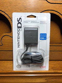 Nintendo DS Lite AC-Adapter - New In Packaging