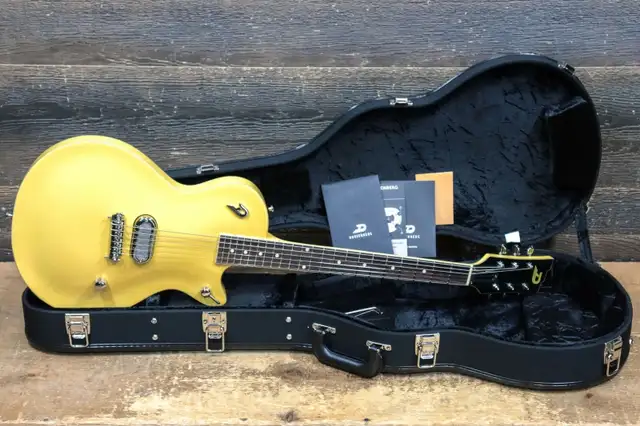 2021  RARE  Duesenberg cream yellow Senior electric Guitar