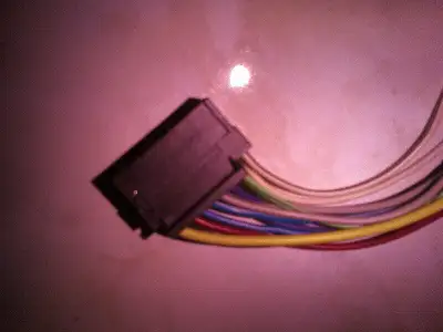Spare Harness Plug for Car Stereo Genuine SONY CDX GT420U This is the plug that goes into the back o...