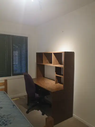 LOOKING FOR GREAT PLACE TO STAY? - 3 OPTIONS, TRANSIT FRIENDLY