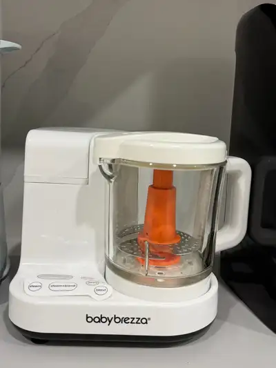 Baby Brezza Baby Food Maker – Steam & Blend – Excellent , View more