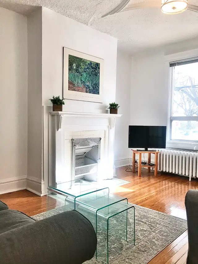 Bloor & Ossington - Downtown Toronto Suite3