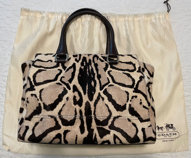 Coach Purse - Leopard Print in Women's - Bags & Wallets in Abbotsford - Image 3