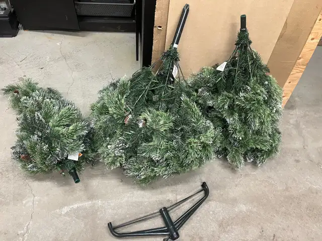 Christmas Tree64840226660994122