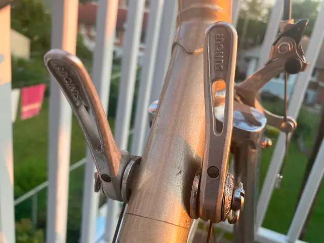 Retro Road Bike Bianchi Piaggio, 12-speed gear, Frame size L in Road in City of Montréal - Image 8
