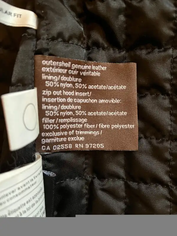Danier Genuine Leather Coat (XS) in Men's in Oshawa / Durham Region - Image 7