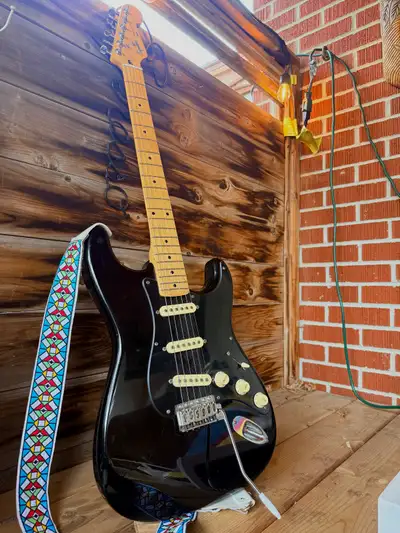 1987 squier Stratocaster , View more