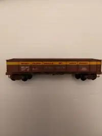N scale model train gondola freight car