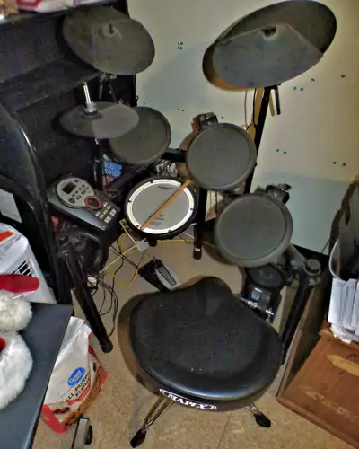 selling my ROLAND STUDIO Drum Kit $1100 OBO, View more