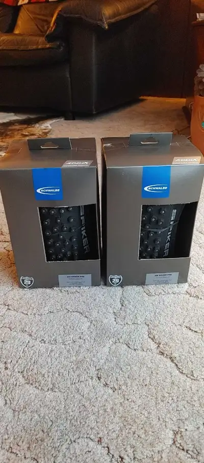 New Unopened SCHWALBE Ice Spiker Pro 29, View more