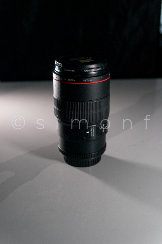 Canon EF 100mm f/2.8L USM (MINT) in Cameras & Camcorders in Markham / York Region - Image 4