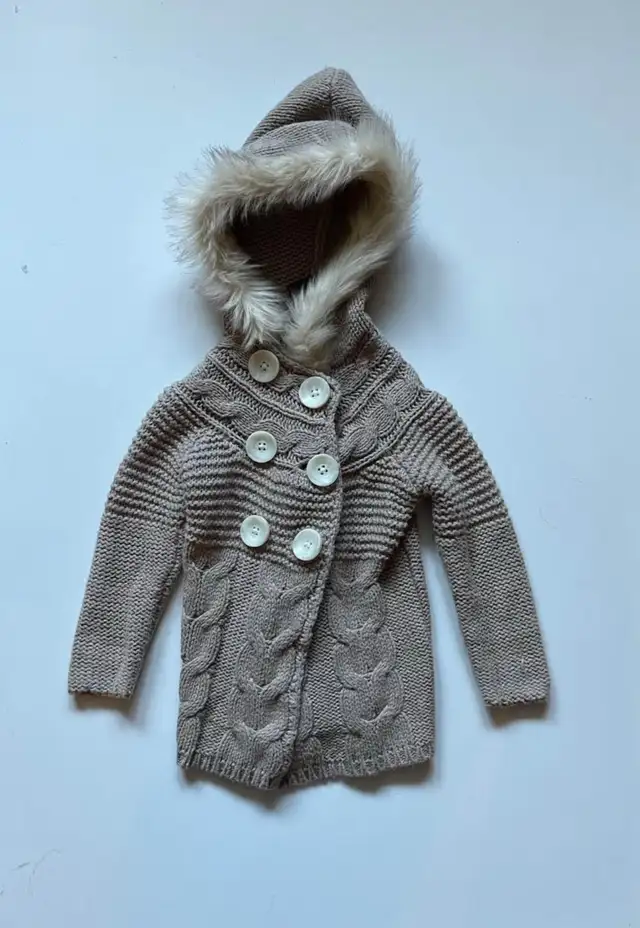 Girls 18-24 Months Coats in Kids & Youth in Ottawa - Image 7