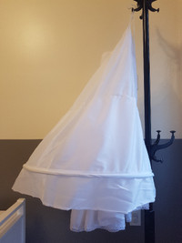 Crinoline skirt, underskirt, white, one-size-fits-most