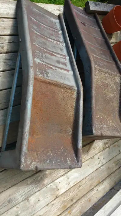 Car ramps - good condition