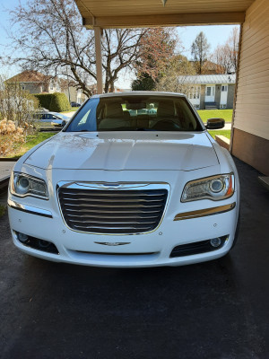 2011 Chrysler 300