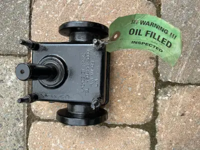 Transmission pour rouleaux de toile de camions/remorques ou pour tige de méchoui , décommandé 40 tou...