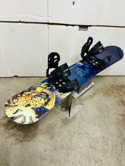 Forum kids snowboard 135 cm with Firefly bindings, View more