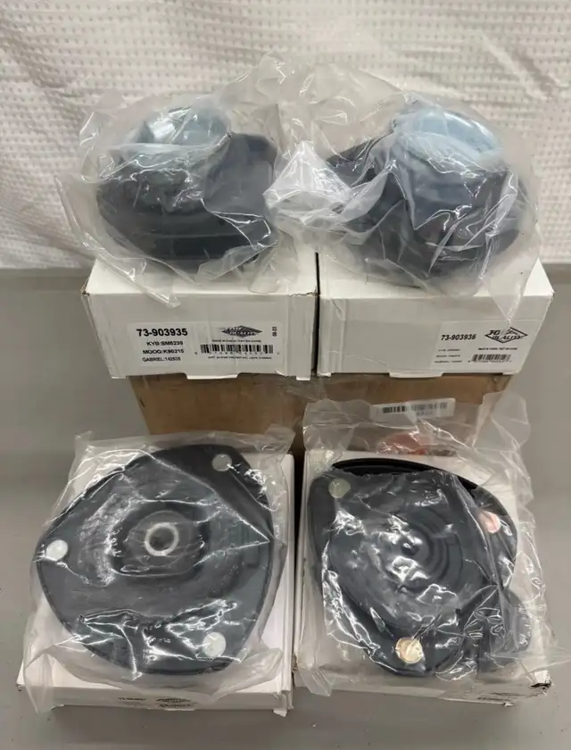 Hyundai Kia Dodge Strut Hardware Kit in Other in Hamilton - Image 9