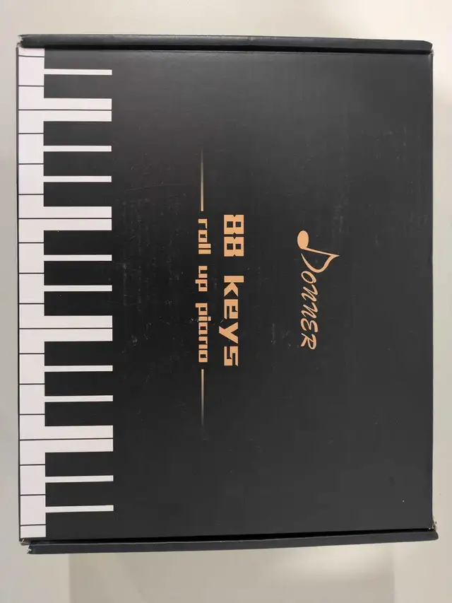Piano roulé Donner 88 touches / 88-keys Roll up Donner keyboard in Pianos & Keyboards in City of Montréal - Image 2