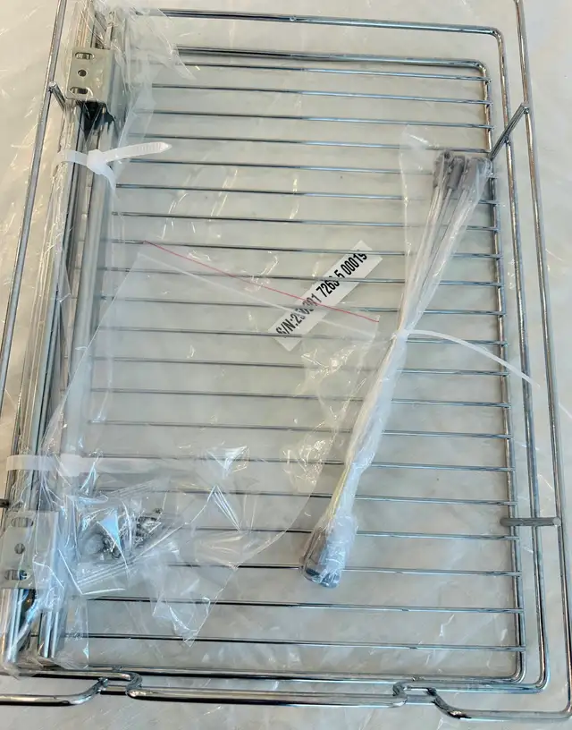  Pull Out Cabinet Organizer in Storage & Organization in City of Toronto - Image 5