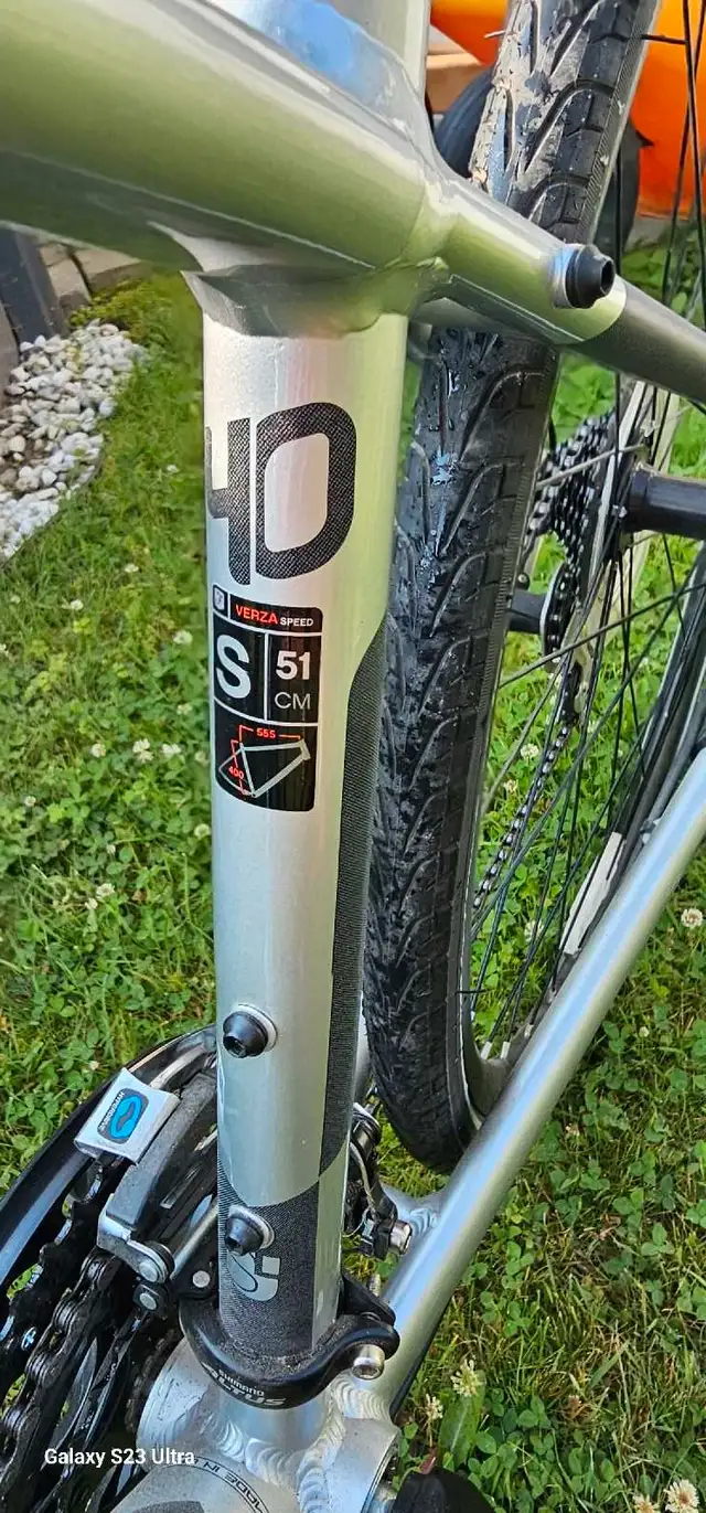 velo verza speed 40 gloss platinum in Cruiser, Commuter & Hybrid in Laval / North Shore - Image 7