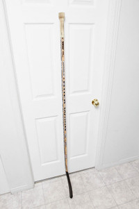 Bâton de hockey gaucher Sher-Wood 9950 Iron Carbon Leclair