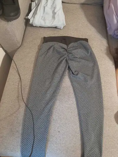 pants/shorts, View more