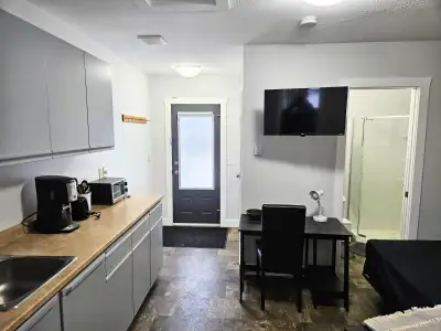 Offering a new, renovated studio suite situated in a beautiful, country residential cul-de-sac in th...