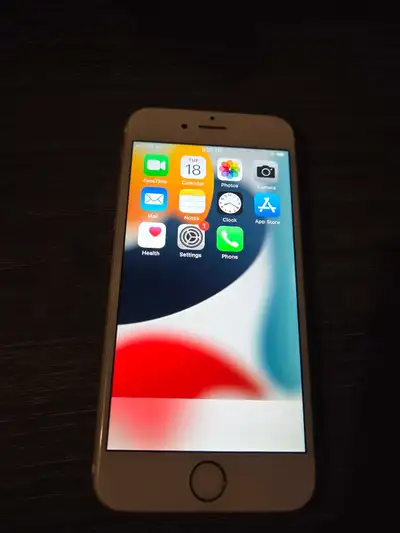 iphone * read info*, View more