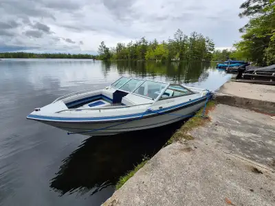 1989 Cadorette Elite 166 16’6” long 130hp 3L inboard outboard Good condition Brand new cover Runs go...