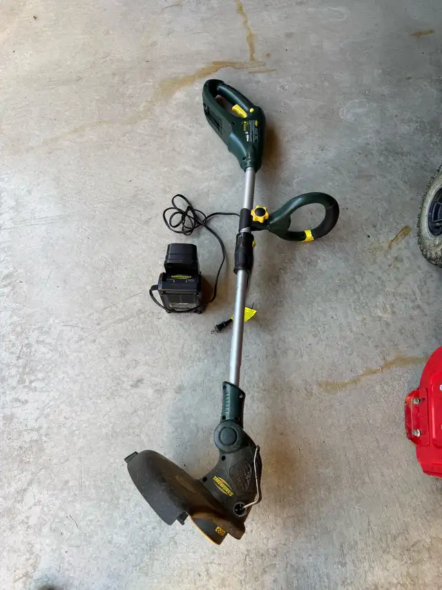 Yardworks Cordless Grass Trimmer and Edger in Lawnmowers & Leaf Blowers in Mississauga / Peel Region - Image 2