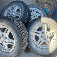205/70r15 Winter tires in rims fits Honda CRV,Accord,Civic