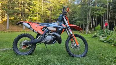 I have a near mint 2017 KTM 250 XC-W for sale. Very low hours ( 75hrs) I've only put on 15 hours of...