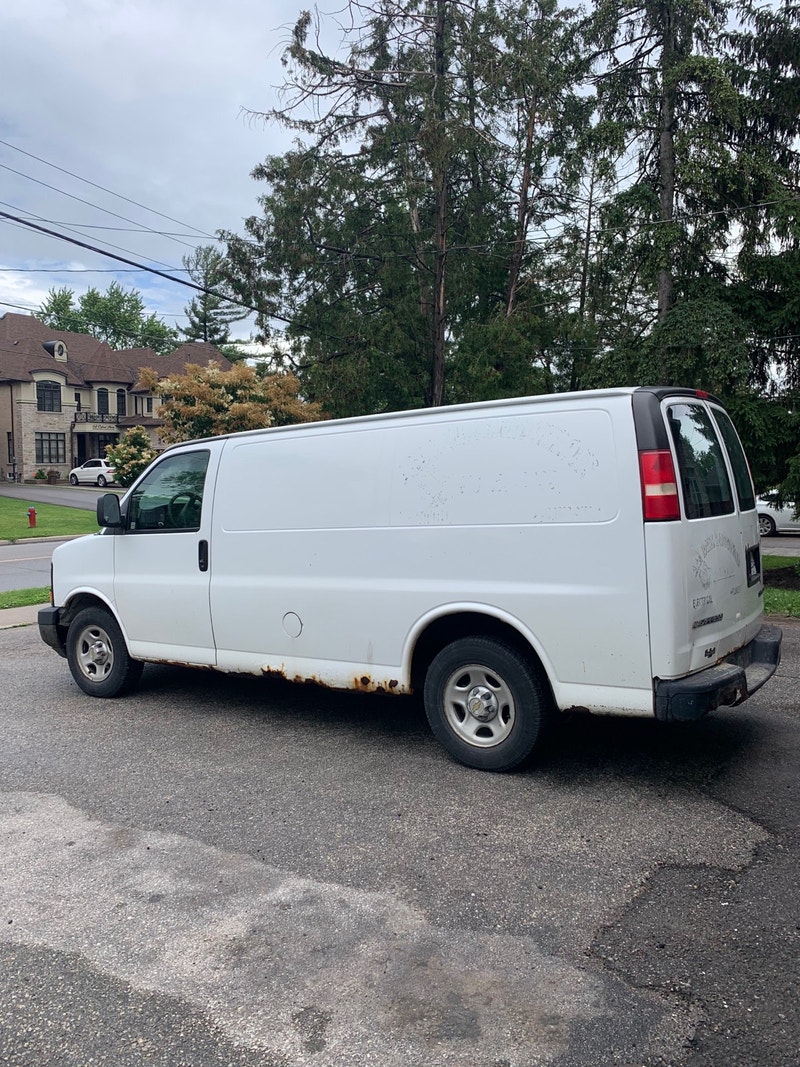 2004 chevrolet 1500 express cargo van for sale AS IS Cars & Trucks