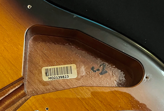 Gorgeous Fender Classic Series ‘60s Reissue Stratocaster Body in Guitars in Mississauga / Peel Region - Image 7