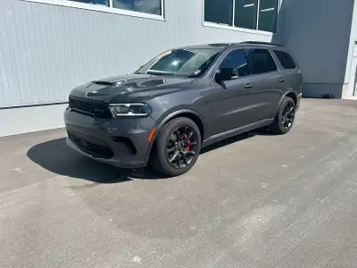 2024 Dodge Durango SRT 392 Premium – Low KM, Clean CarFax, No Accidents! For sale is a powerful 2024...