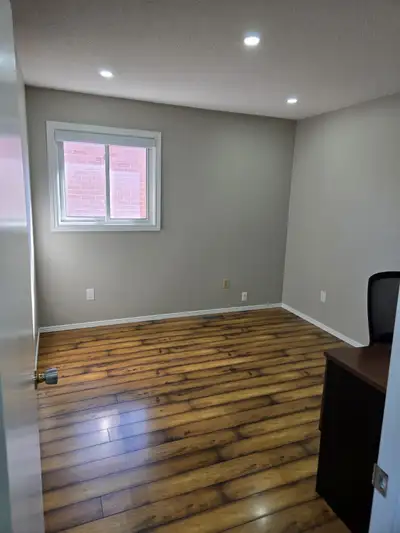 • Private Room for rent for Single Occupancy in a Detached House AVAILABLE starting 1st May. * NON-S...