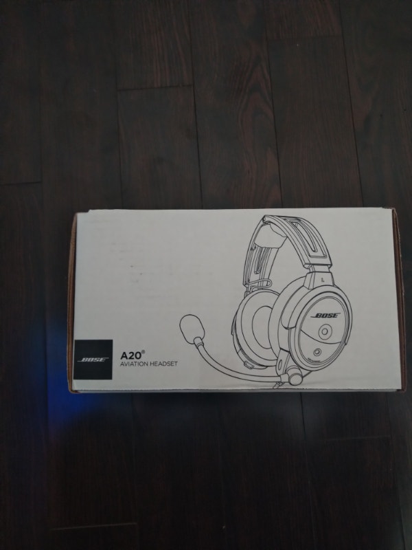 BRAND NEW Bose A20 Aviation Headset w/Bluetooth dual GA. Headphones