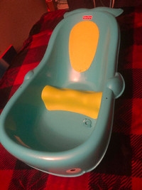 Baby bath tub 5$