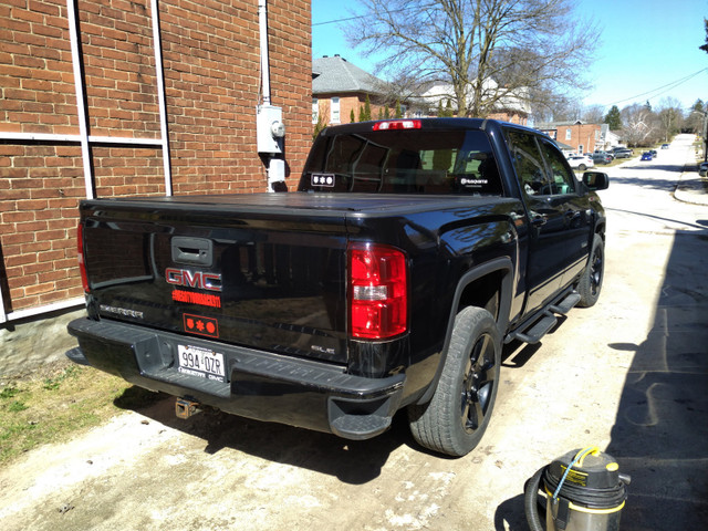 2017 GMC Sierra Crew Cab 1500 in Cars & Trucks in Owen Sound - Image 3