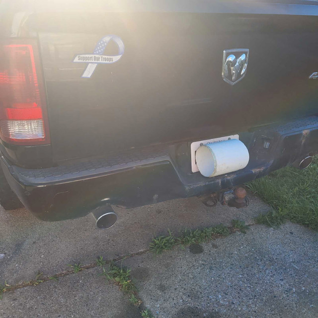 ram 1500.   5.7 litre. good  brakes manifold. gaskets nr in Cars & Trucks in Windsor Region