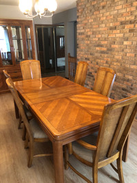 High Quality dining room table, 8 chairs, and china cabinet