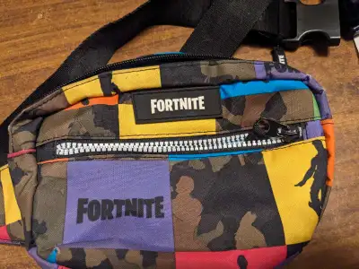 FORTNITE Camo-dance print belt bag, View more