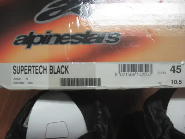 Old Alpinestar Supertech race boots in Men's Shoes in Markham / York Region - Image 3