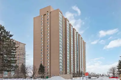 Walk to Go Station from this conveniently located and meticulously maintained 1bed 1bath unit featur...