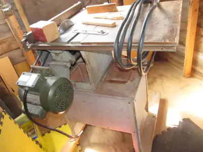 DELTA 9 inch Table Saw on stand, View more